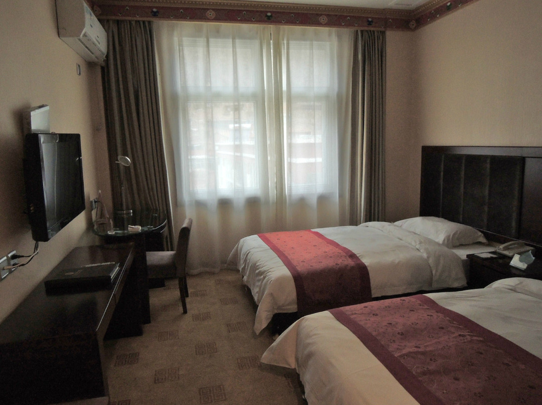 拉卜楞民航大酒店主图