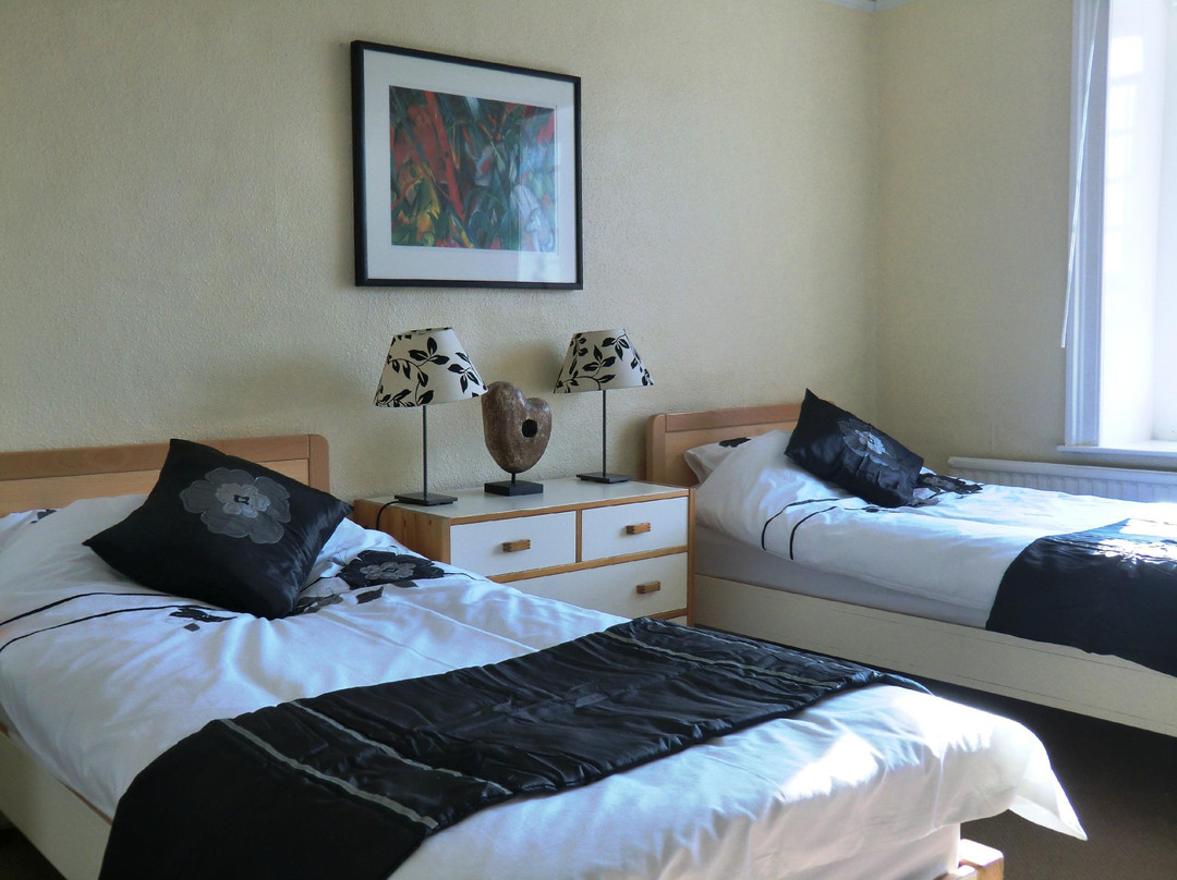 Colthrop Manor B&B主图