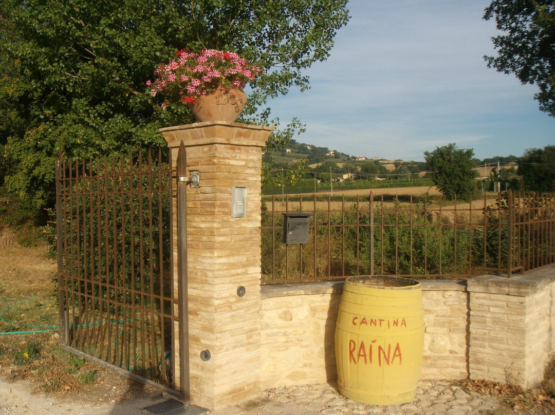Raìna Winery and Vineyard-Montefalco必去景点