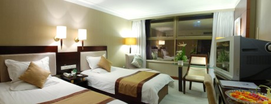 青岛五四广场香港中路兰欧国际酒店主图