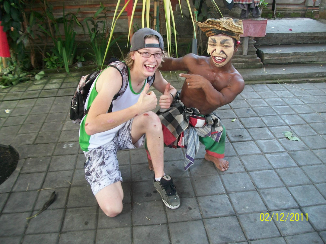 Saha Dewa Stage-苏卡瓦堤必去景点