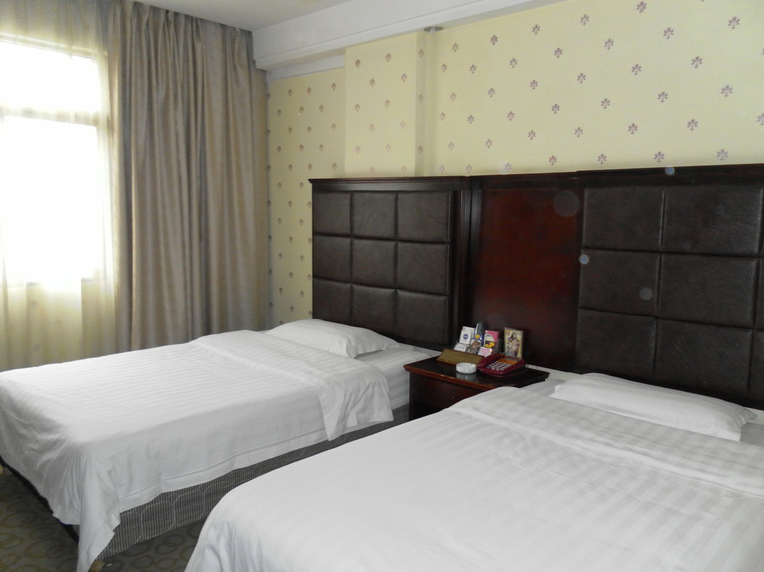 汉唐华都酒店主图