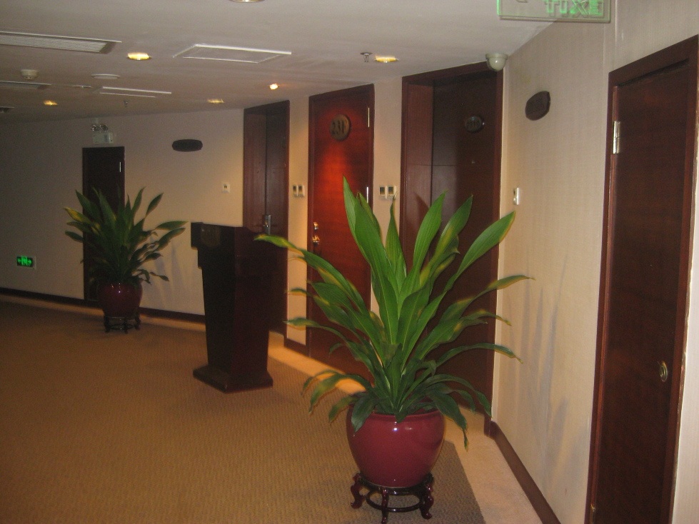 广州天一酒店（市二宫地铁站店）-客卧