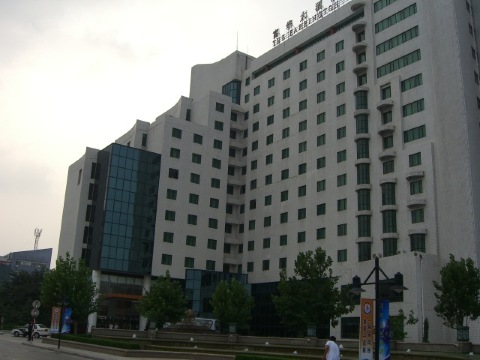 潍坊富华大酒店(A座)-客卧