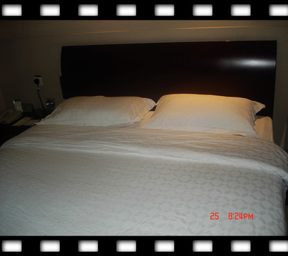 维也纳国际酒店(天津滨海新区塘沽地铁站店)主图