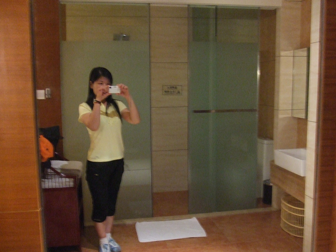 汇丰大酒店主图