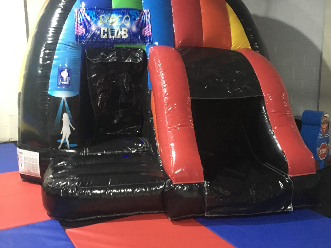 Little Subs-巴罗因弗内斯必去景点