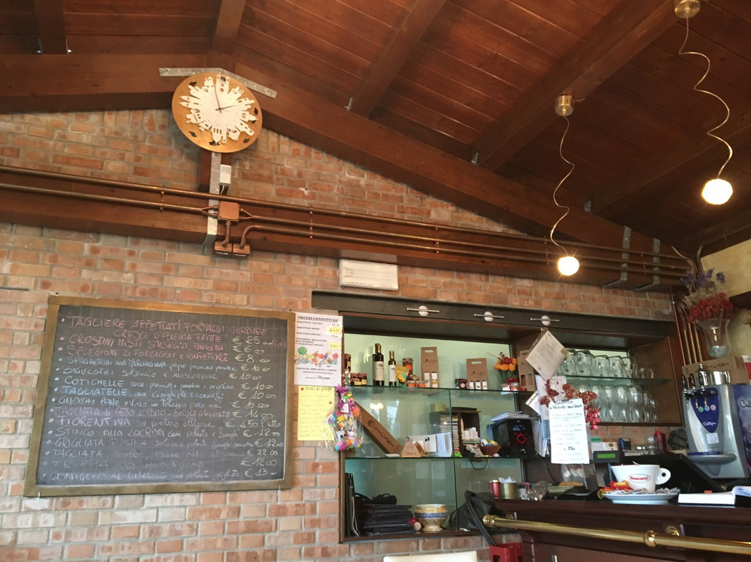 San Marcello餐馆和美食-Vin'Canta ristorante wine bar stuzzicheria