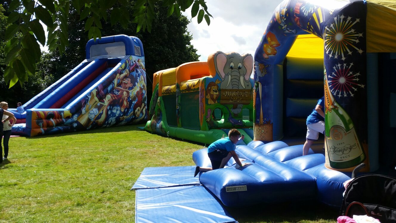 Walton Hall Farm Accomodation and Camping-官方