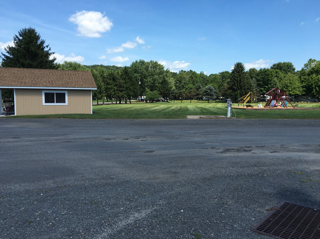 J & D Campground