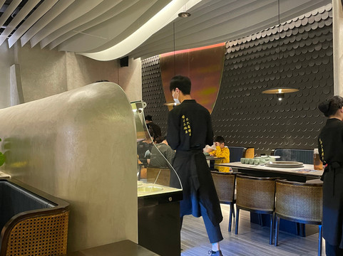 Xian Tan Zheng Qi Shi Guo Yu