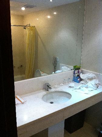 新词大酒店主图