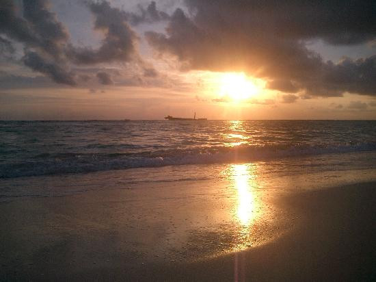 巴瓦罗海滩-巴瓦罗必去景点