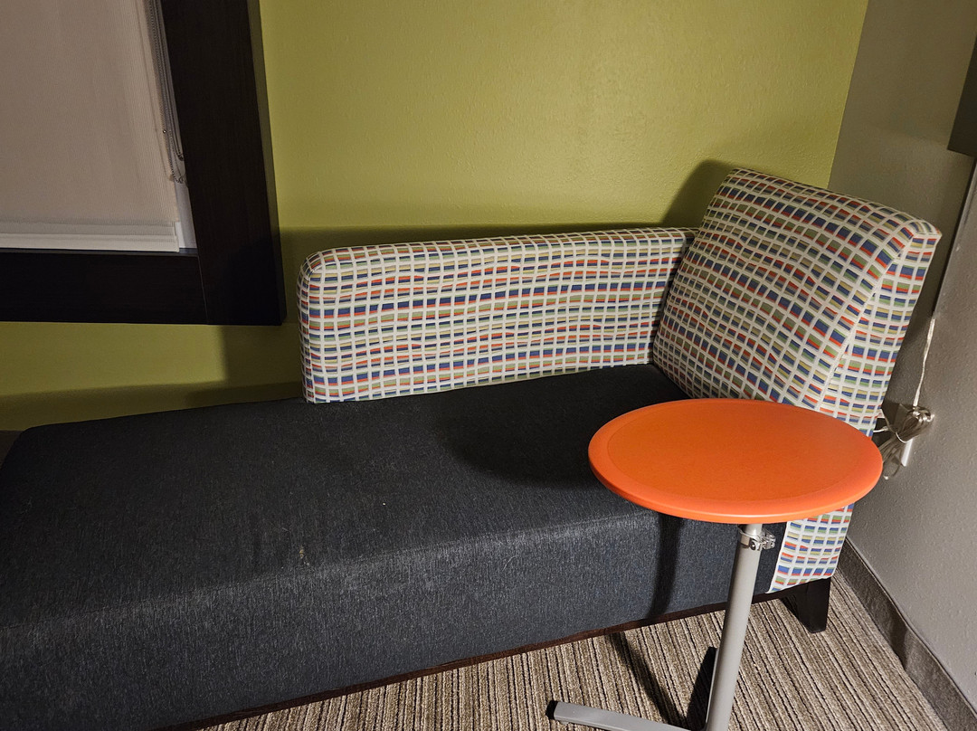 Holiday Inn Express & Suites Mount Vernon By IHG主图