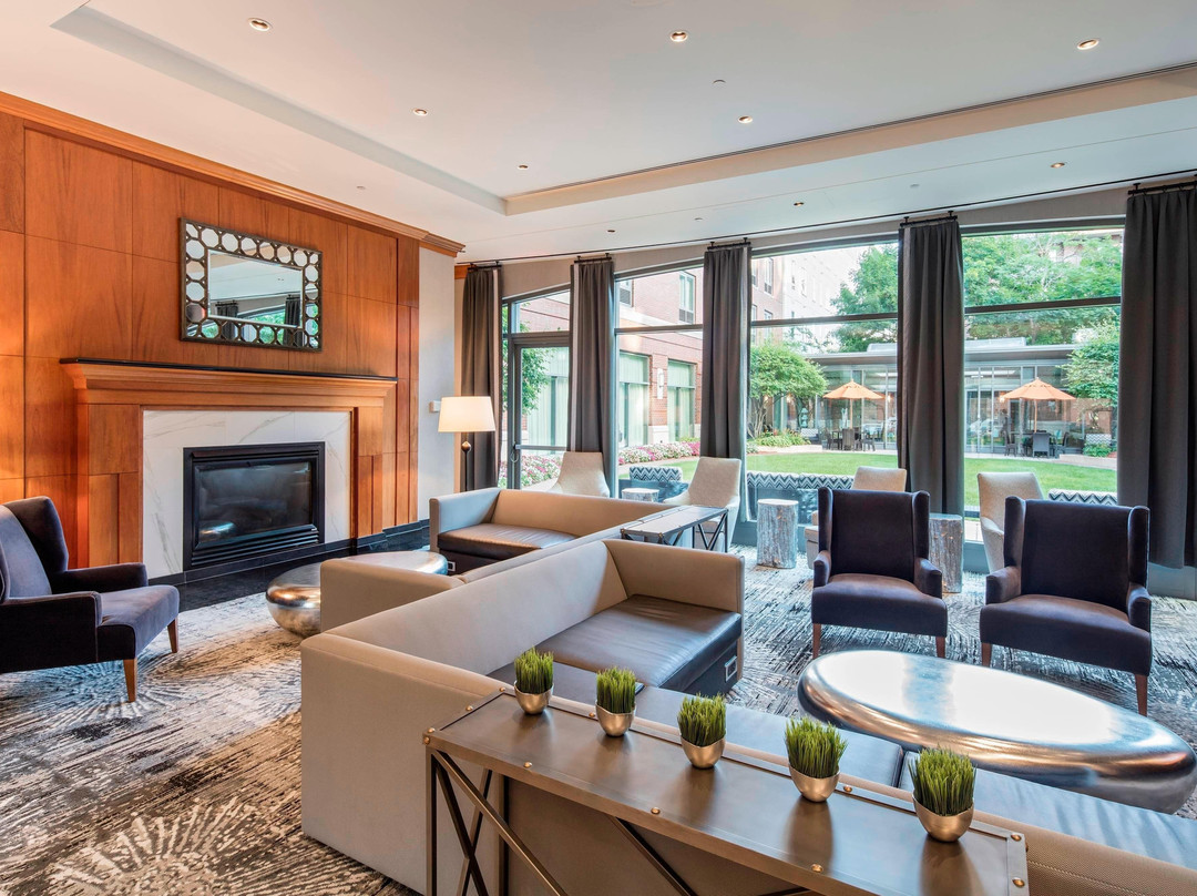 布鲁克莱恩酒店住宿-波士顿布鲁克莱恩万豪万怡酒店