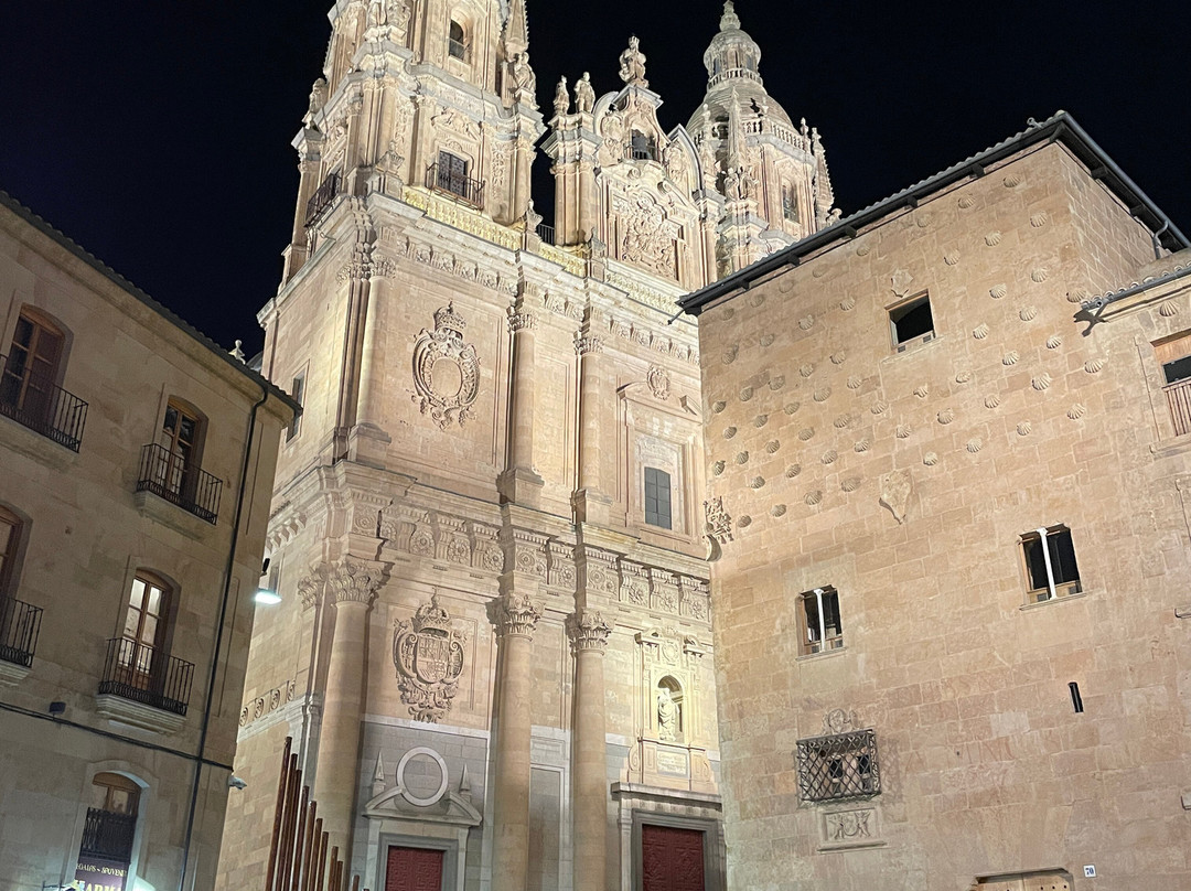 Clerecia (Iglesia del Espiritu Santo)-萨拉曼卡必去景点