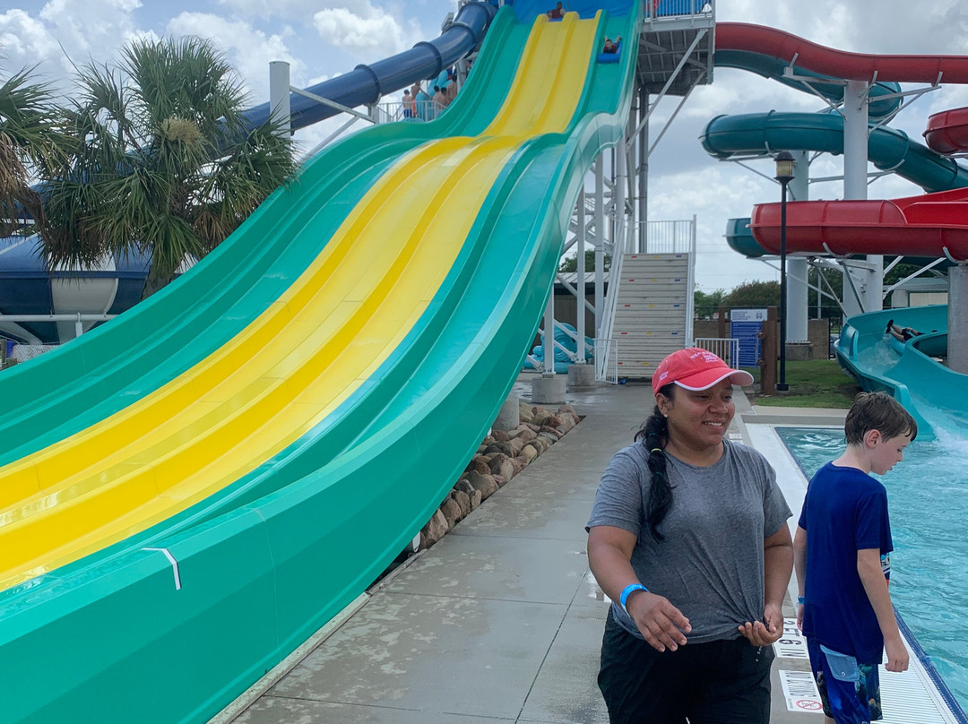 2023年11月Pirates Bay Water Park景点攻略Pirates Bay Water Park门票预订地址图片