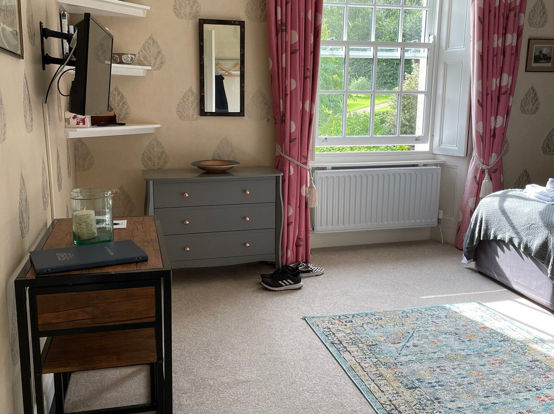 Stay On The Hill - The Coach House主图