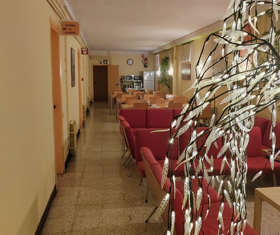 旅馆与一室公寓酒店主图