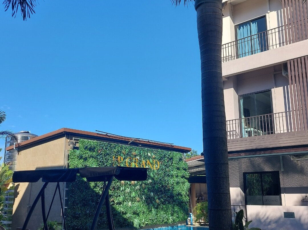 J.P. Grand Hotel主图