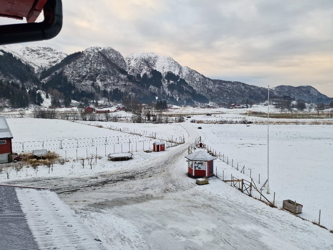 Solneset Farm Hotel-官方
