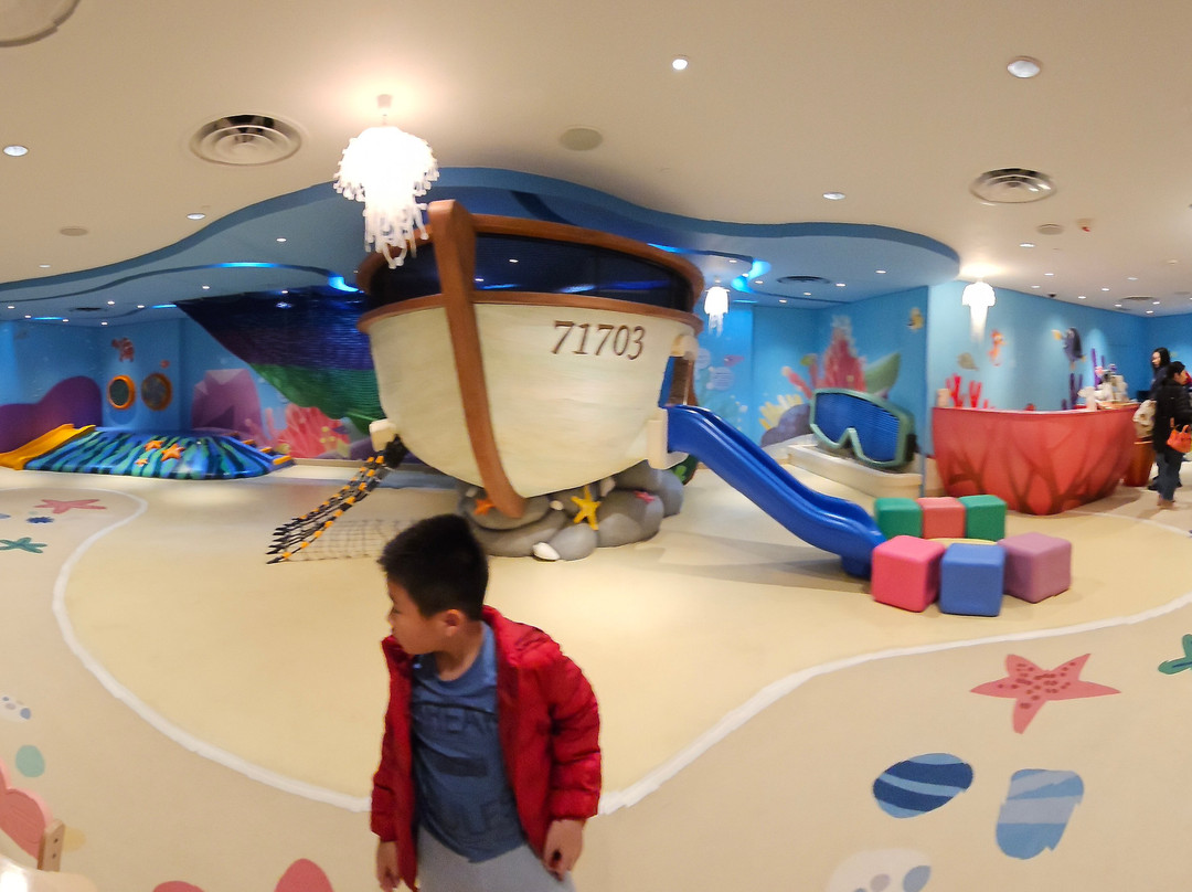 迪士尼探索家度假酒店主图