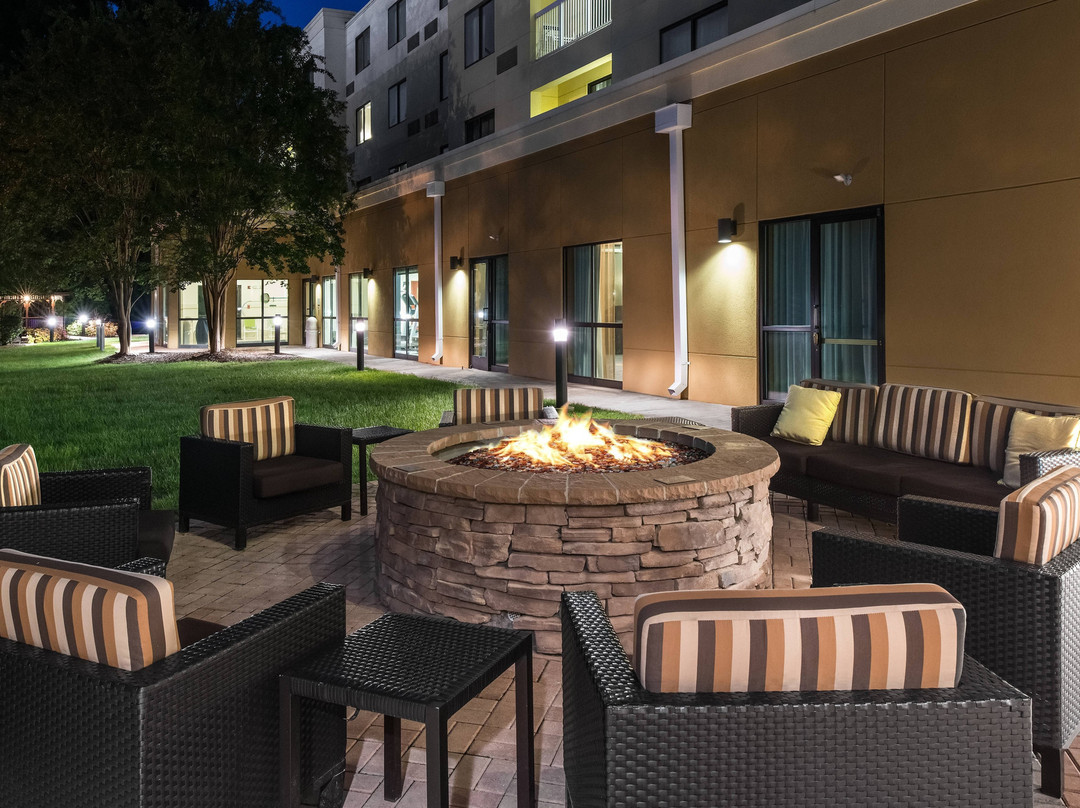 Courtyard by Marriott Charlotte Gastonia主图