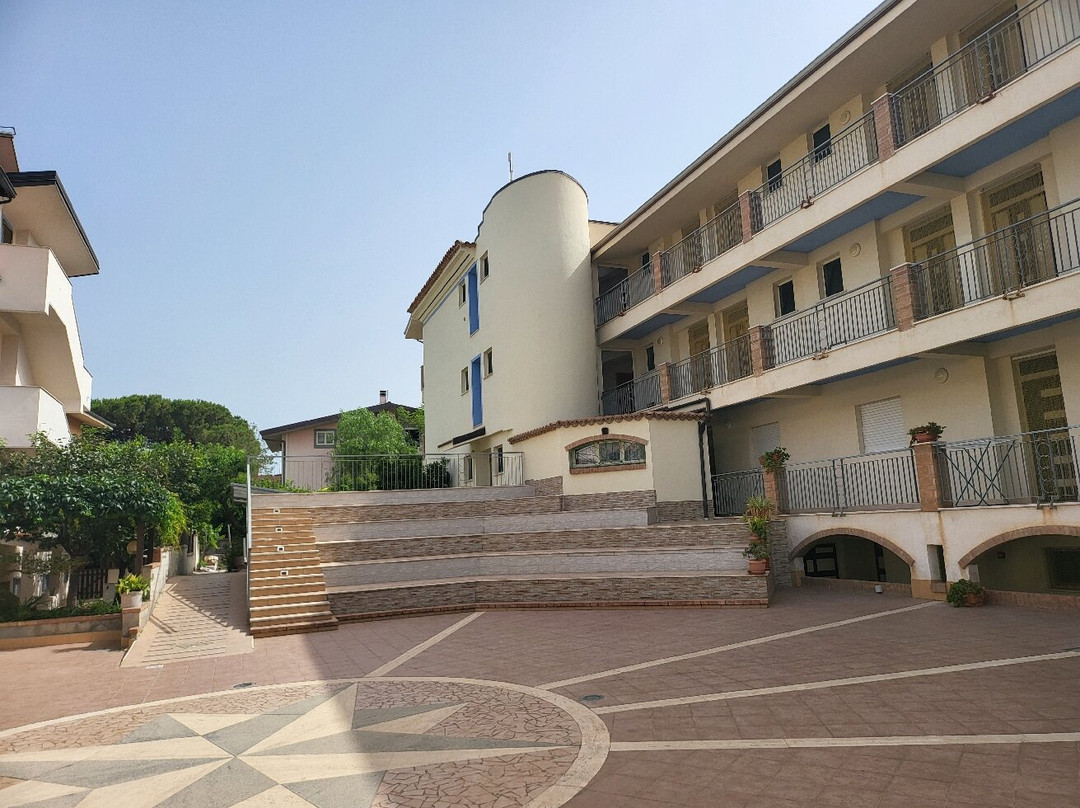 海蓝宝石公寓酒店