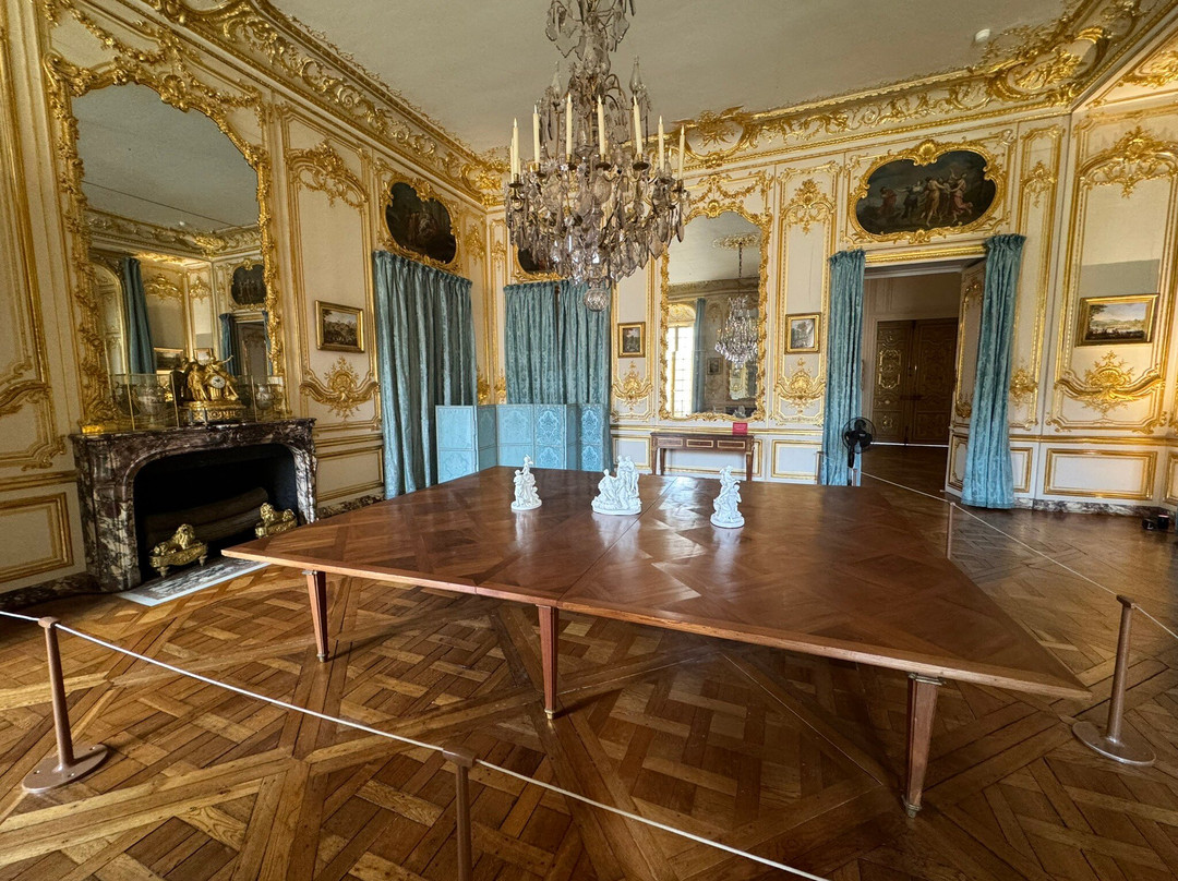 LivTours Versailles景点图片