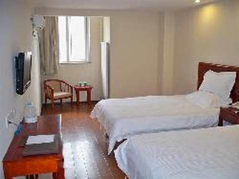 格林豪泰天津华苑科园商务酒店主图