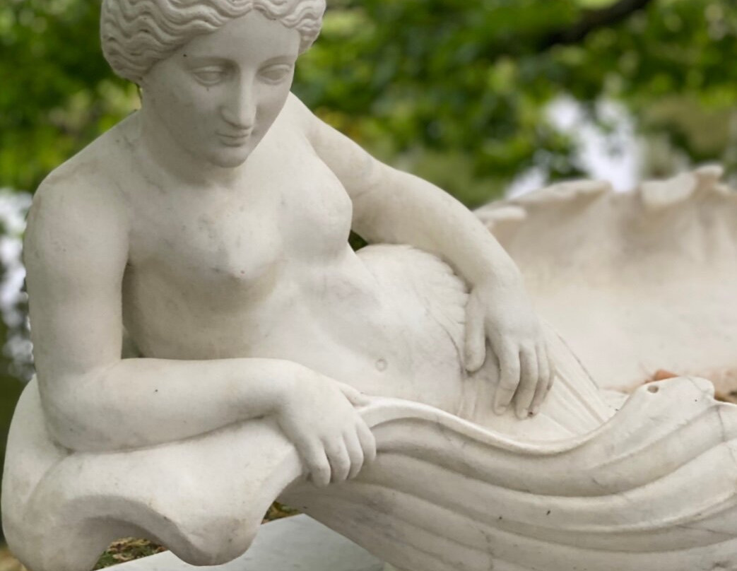 Sculpture Nimfa v rakovine景点图片