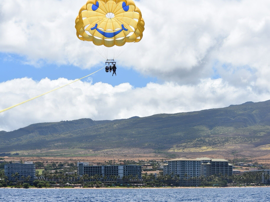 西茂宜岛滑翔伞活动-卡纳帕利必去景点