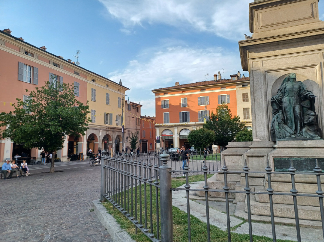 Piazza Cavalli景点图片