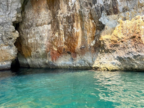 Mayjo Car Rentals & Tours-Victoria必去景点