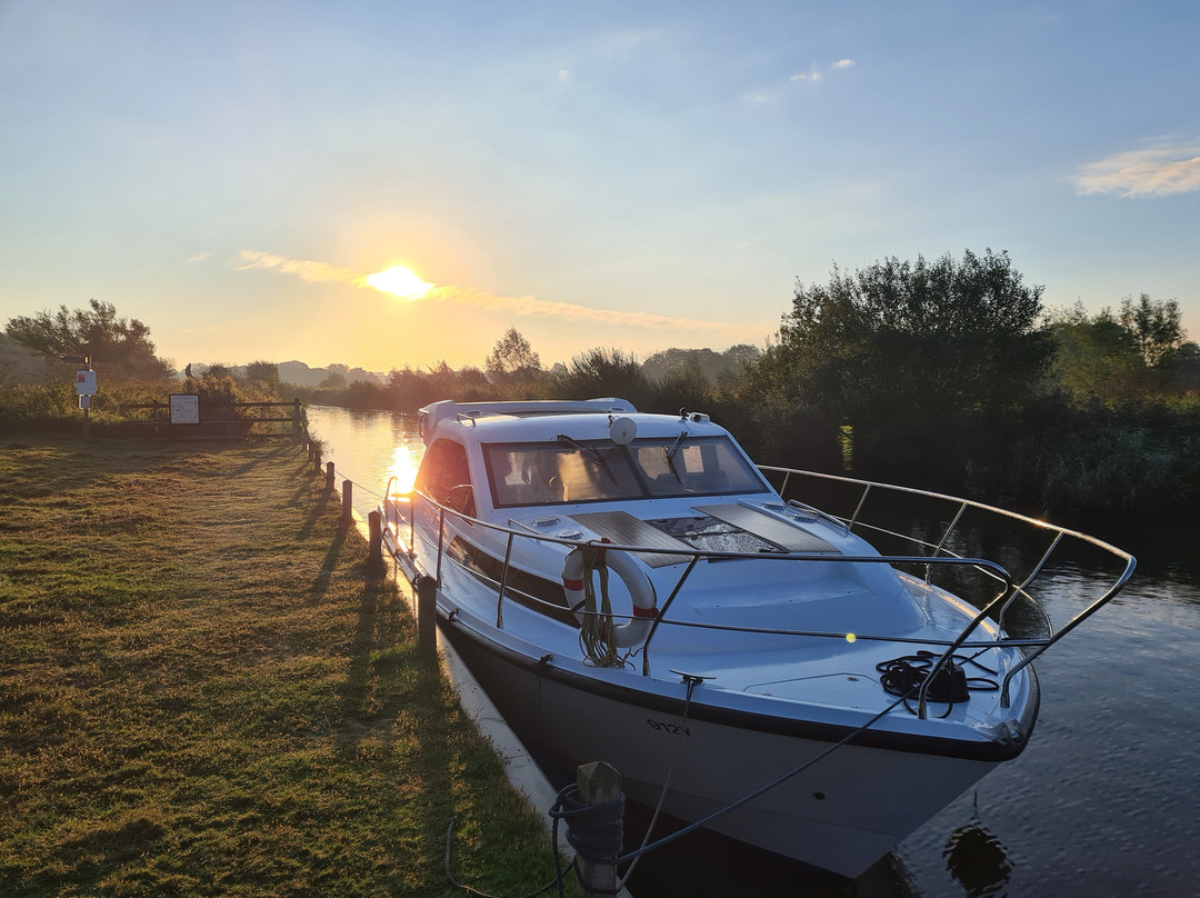 Broom Boats景点图片