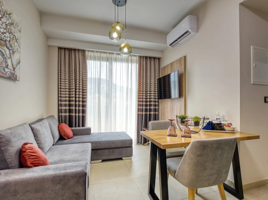 Sapphire Horizon Suites主图