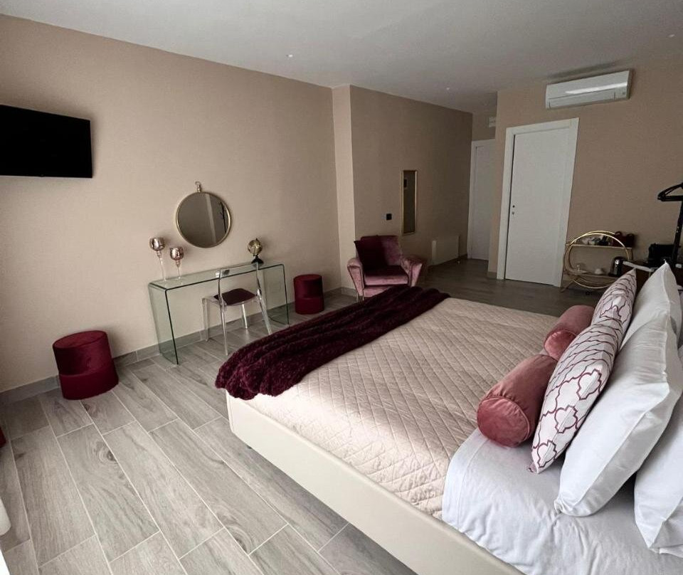 CB Rooms