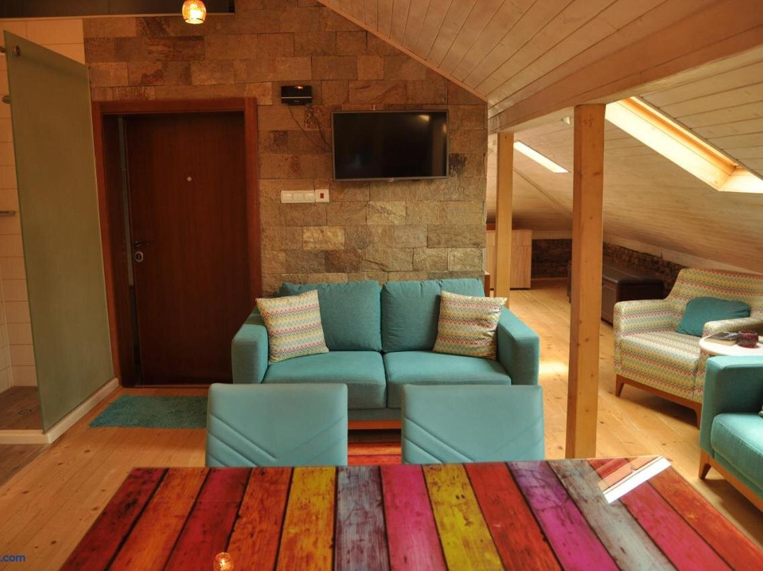 Ema Artistic House