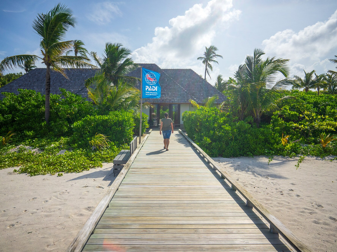 Kuda Villingili Resort Maldives主图