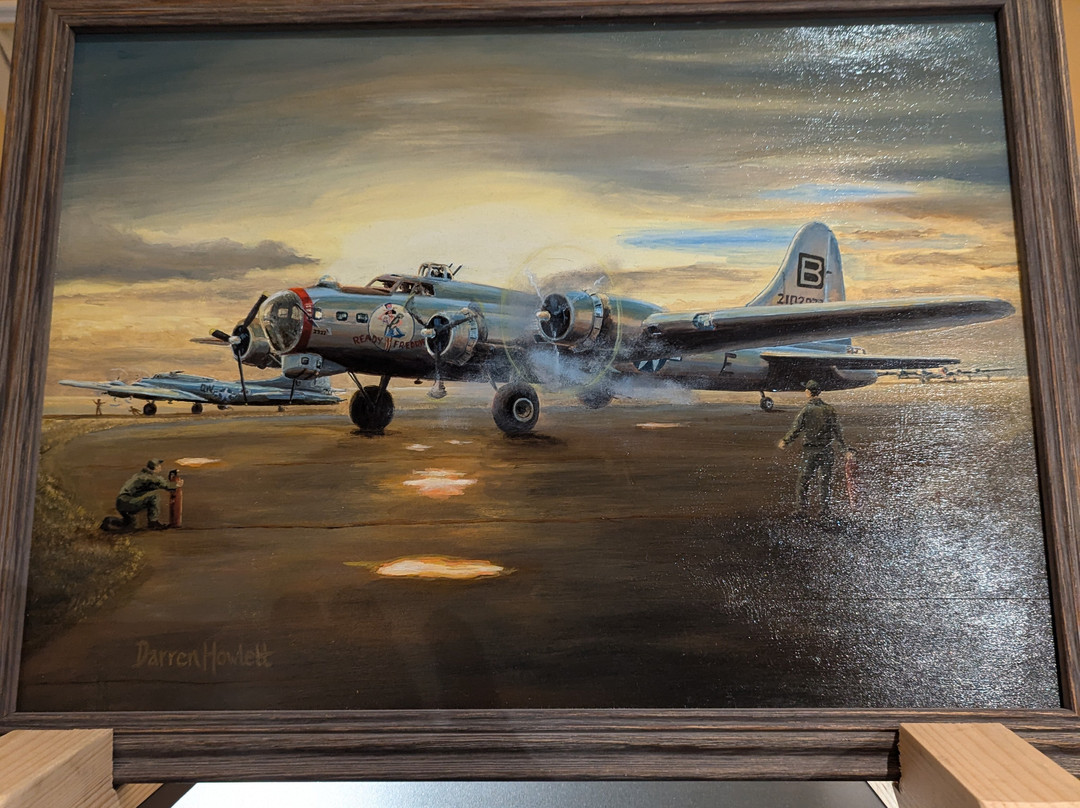 95th Bomb Group Museum - The Red Feather Club景点图片
