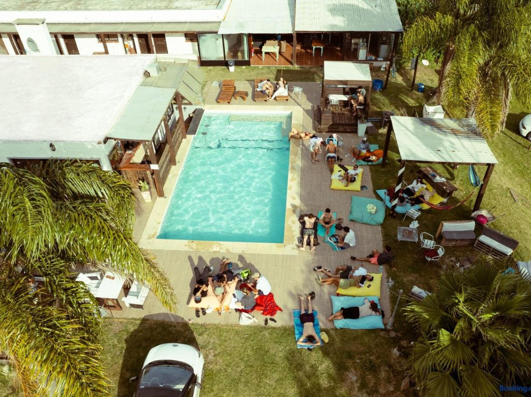 La Quinta Hostel & Suites