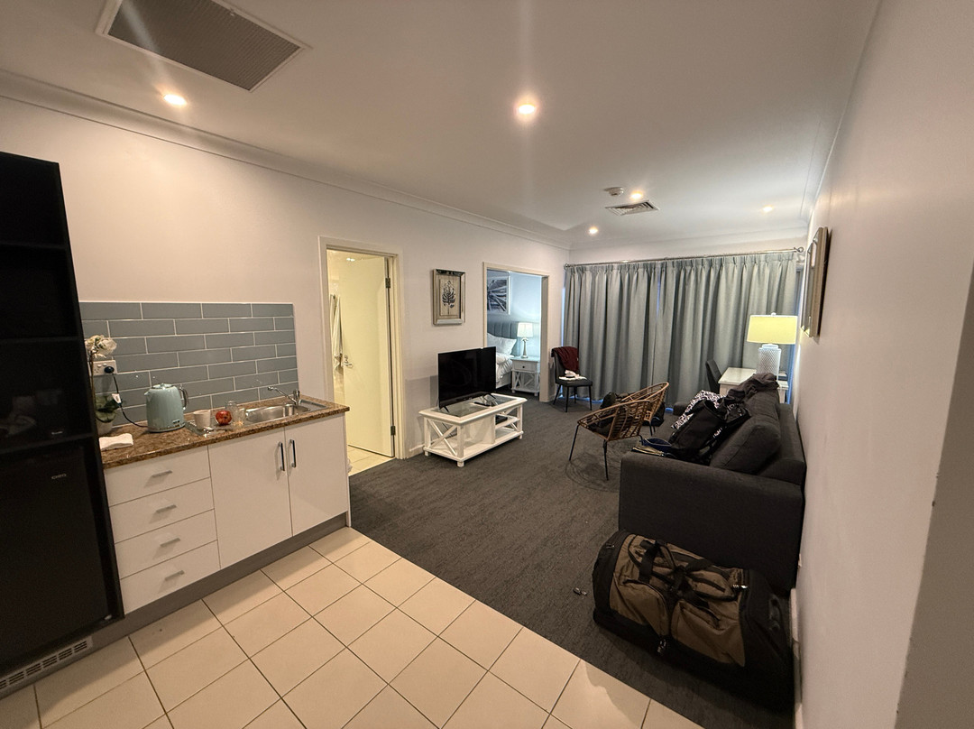 The Marina Hotel主图