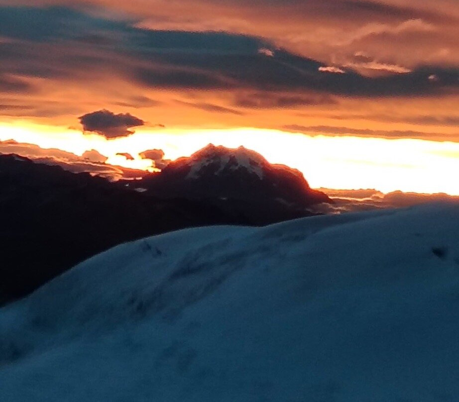 High Camp  Lodge Oficial-拉巴斯必去景点