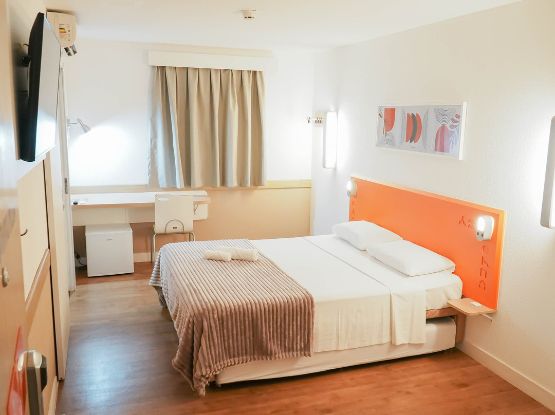 Hus Hotel Maringá主图