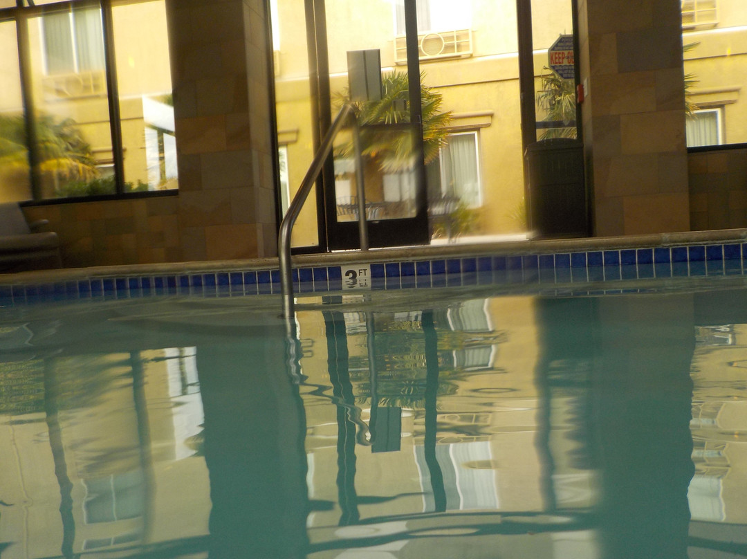 萨利纳斯智选假日酒店主图