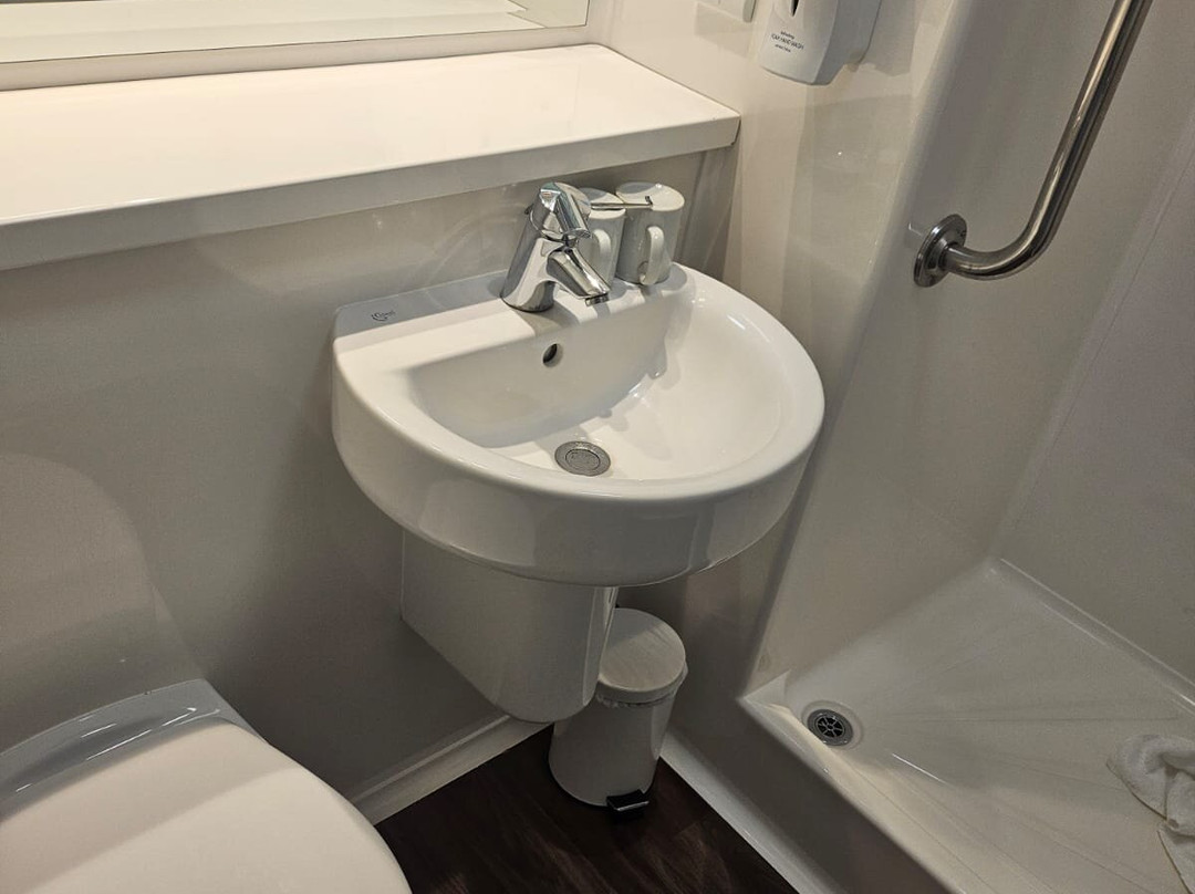 Travelodge Crawley Hotel主图