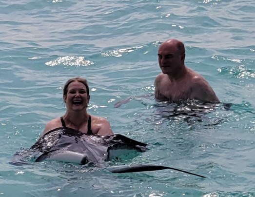 Double Trouble Charters-西湾必去景点