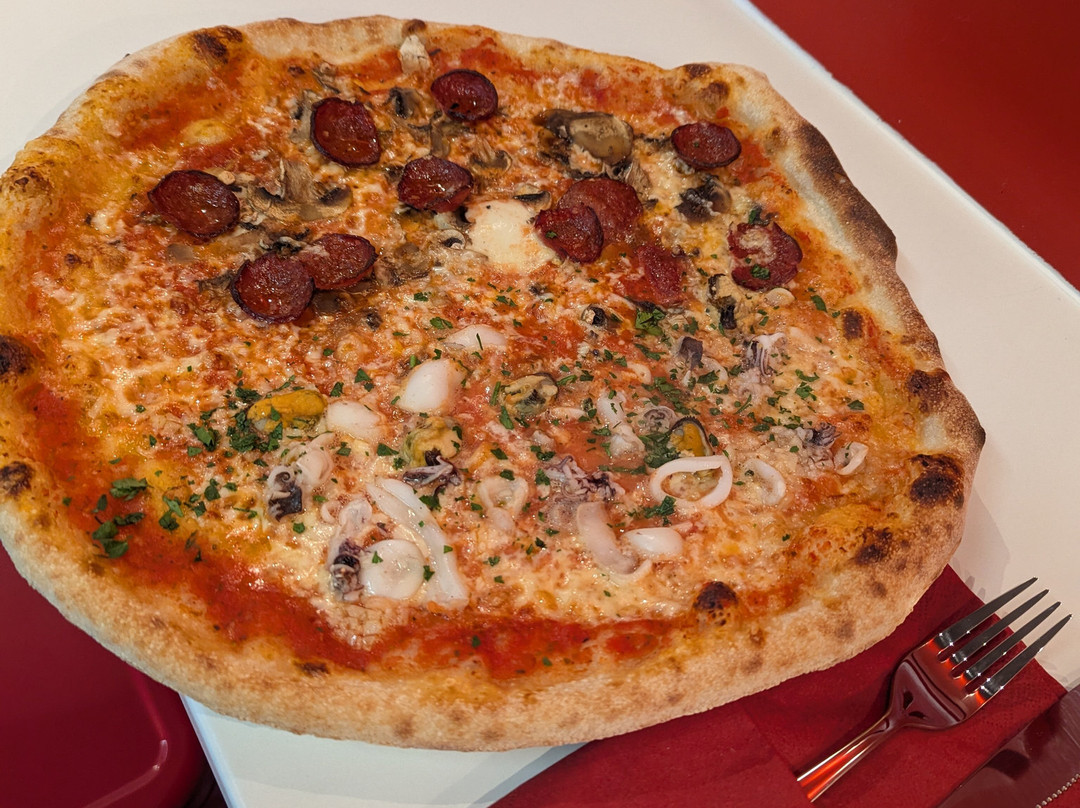 Pino's Pizza
