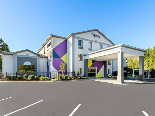 Spark by Hilton Winston-Salem University