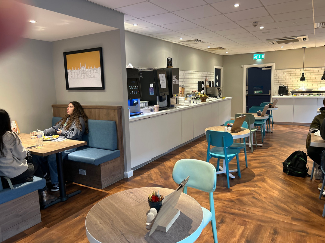 Travelodge Cambridge Central Hotel主图